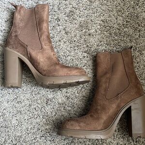 Nine West brown boots